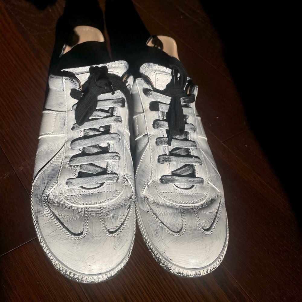 Gently used, Maison Margiela Replica calfskin sneakers
